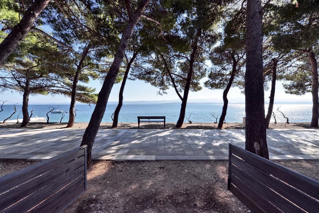 Chiponsky One - 5 Star Beachfront Property Bol Bagian luar foto